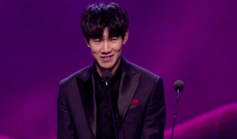 WBG.Light：训练时 在三四天的“魔鬼训练”下跟别人互相学习