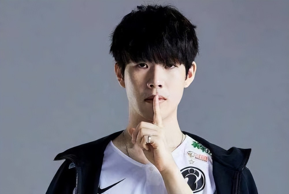 Weibo Gaming vs LGD赛前数据前瞻：LGD来到登峰组后难求一胜