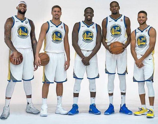 篮球NBA公布球衣销量榜，新晋巨星登顶