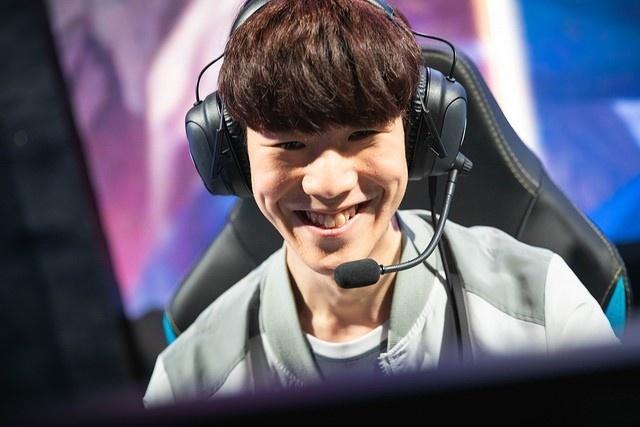 Theshy新理论：上单是空调，有没有不是很重要